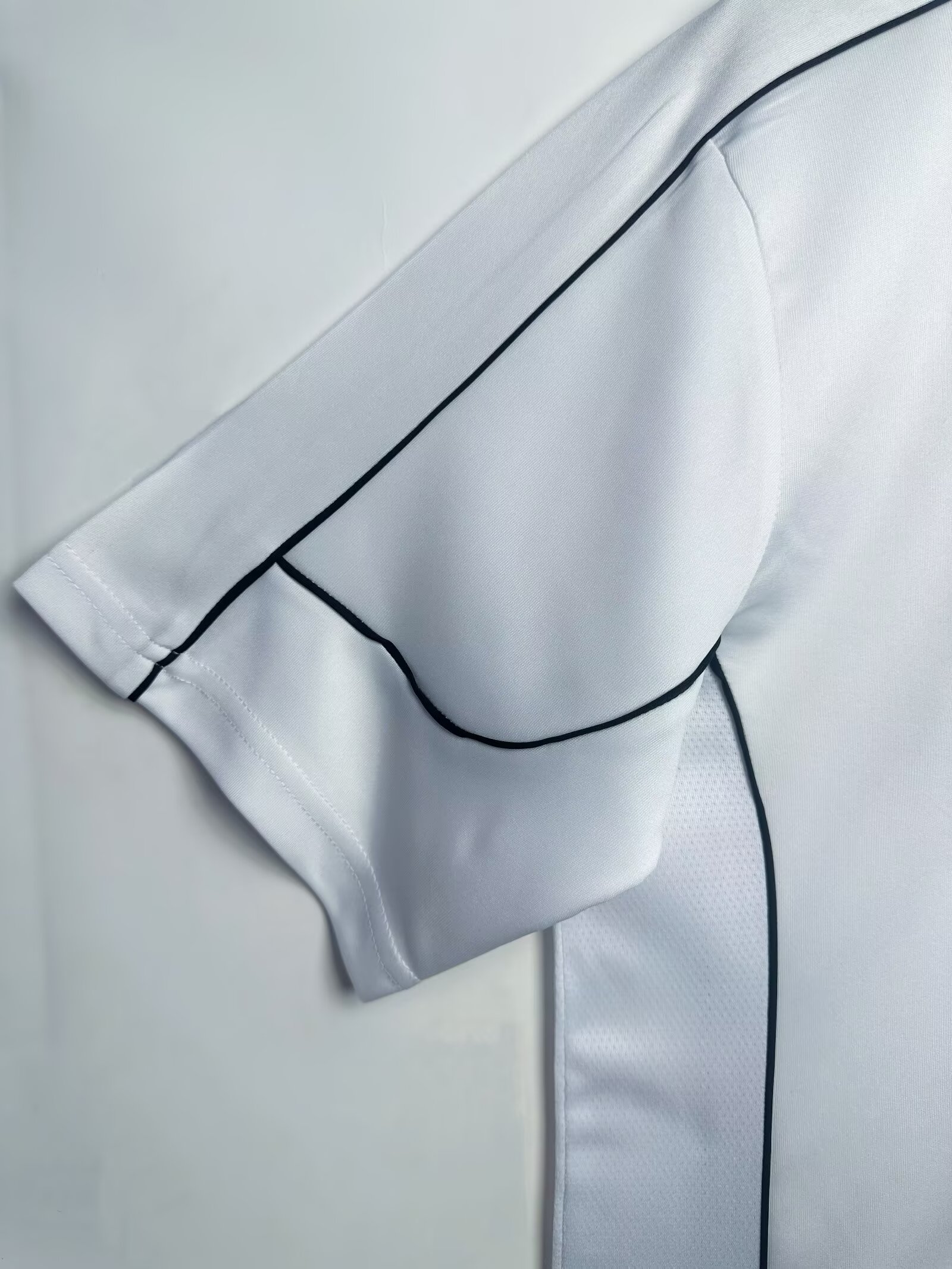 Manchester City  Away Jersey  2002/03