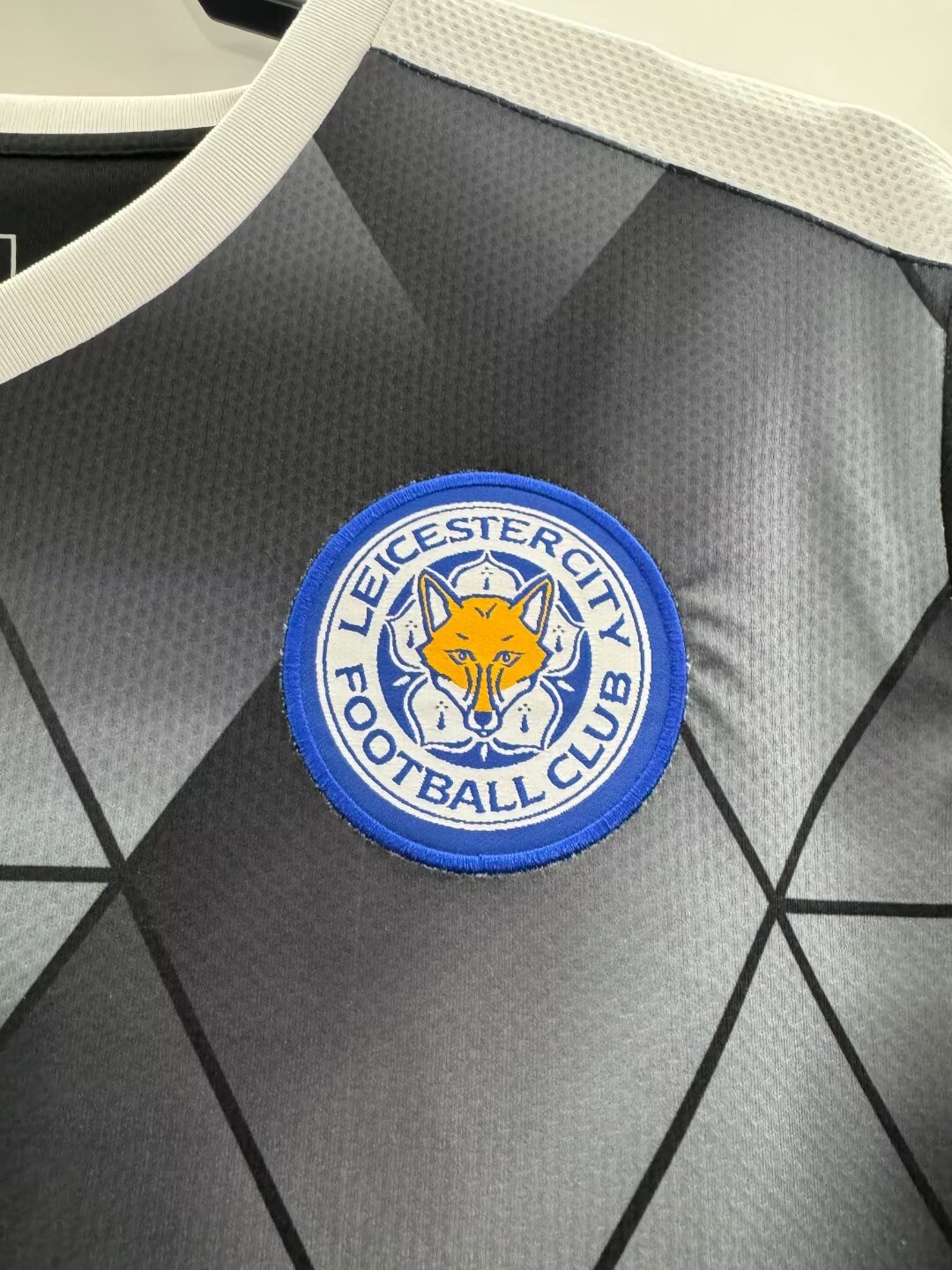 Leicester City  Away Jersey  2015/16
