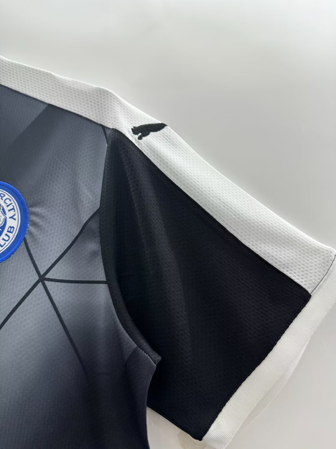 Leicester City  Away Jersey  2015/16