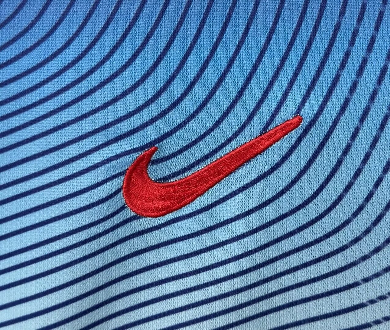 Arsenal Away Retro Jersey  2002/03