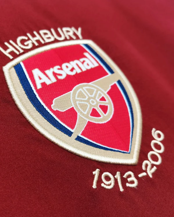 Arsenal Home Long Sleeve Jersey 2005/06