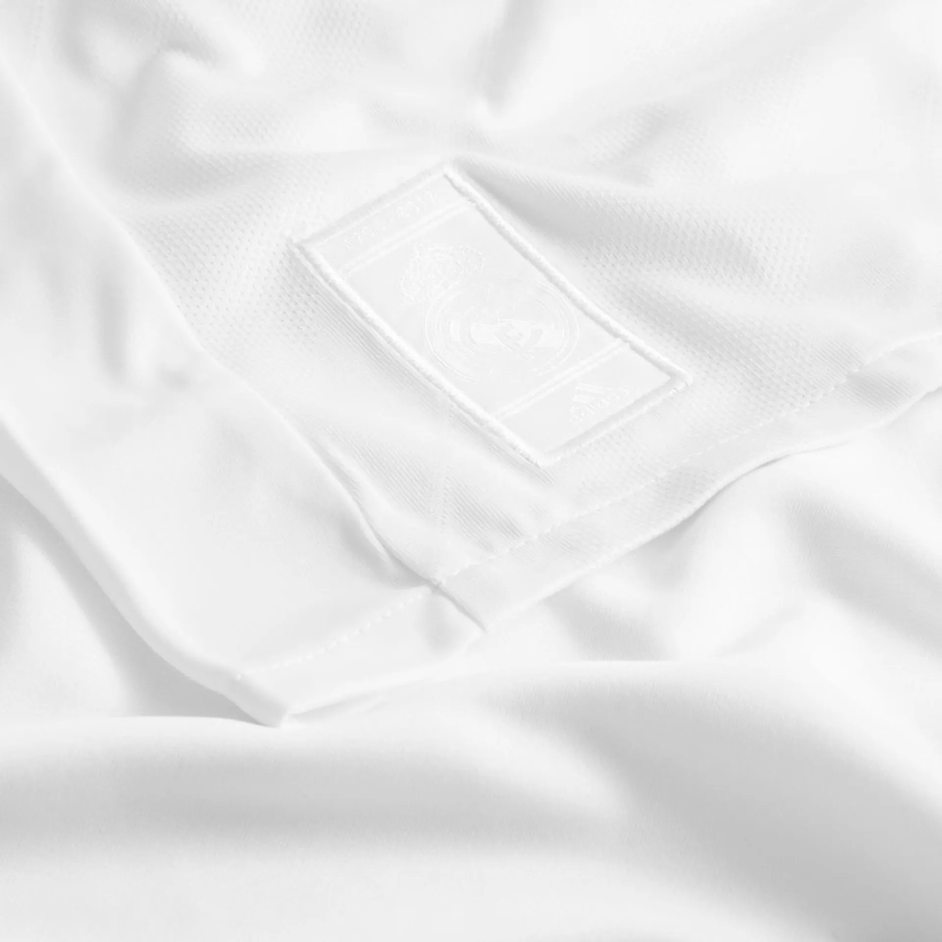 Real Madrid Home Long Sleeve Jersey 2017/18