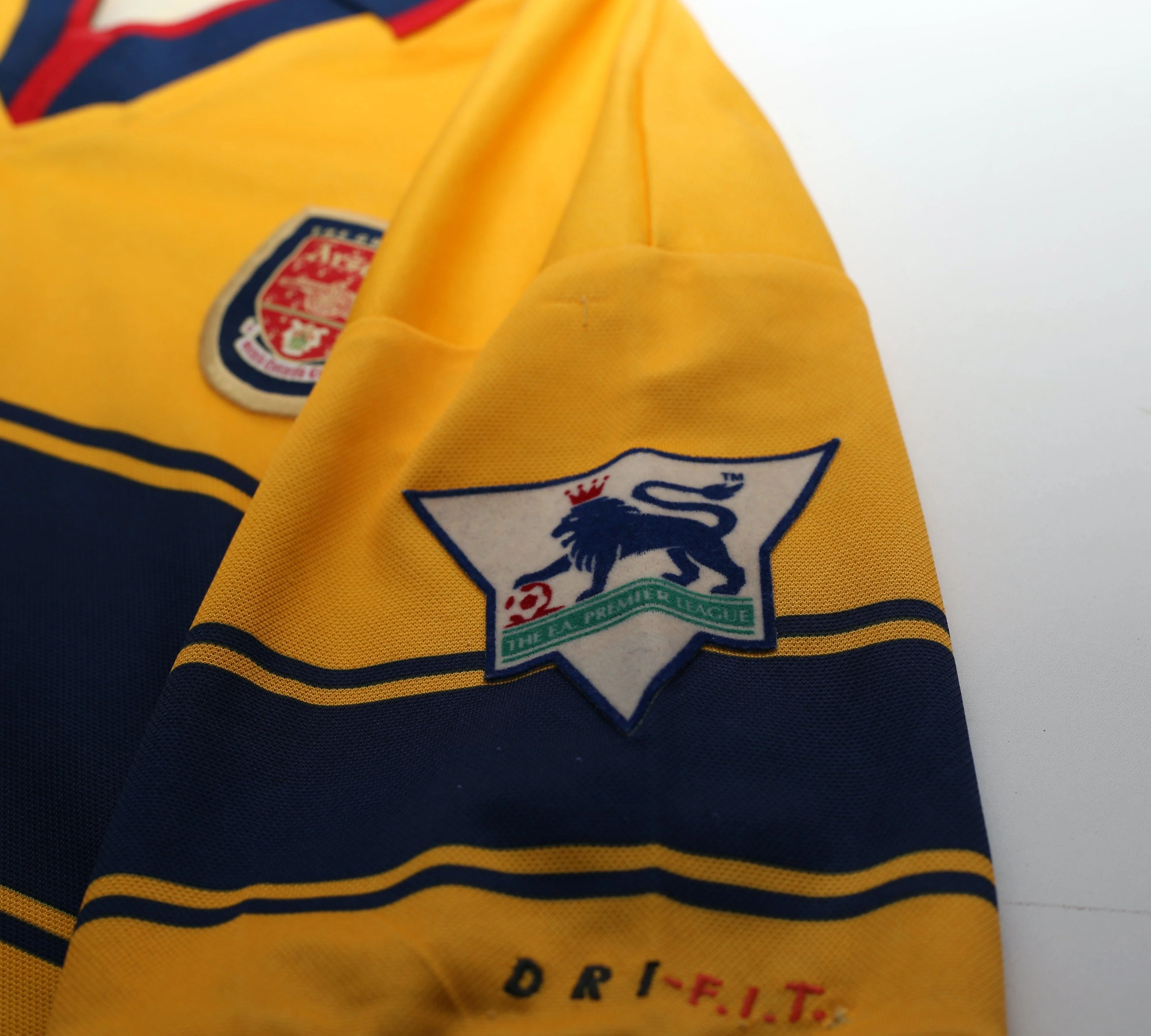 Arsenal Away Jersey  1997/99