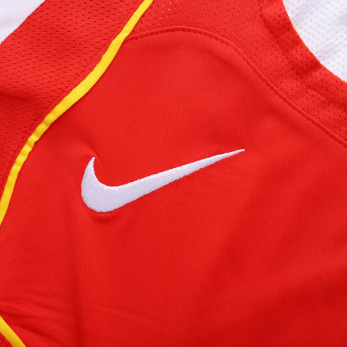 Arsenal Home  Retro Jersey 2004/05