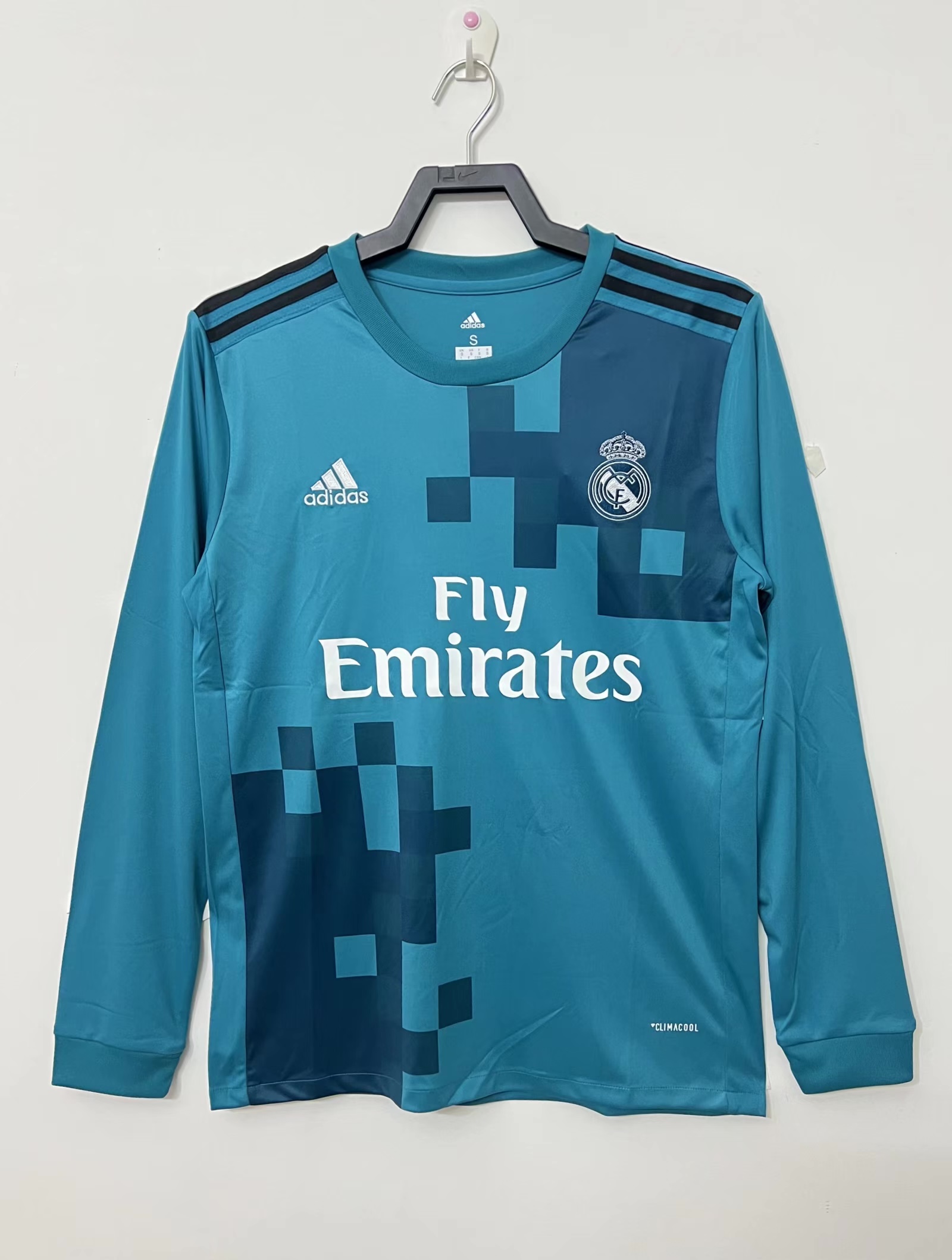 Real Madrid Third Long Sleeve Jersey 2017/18