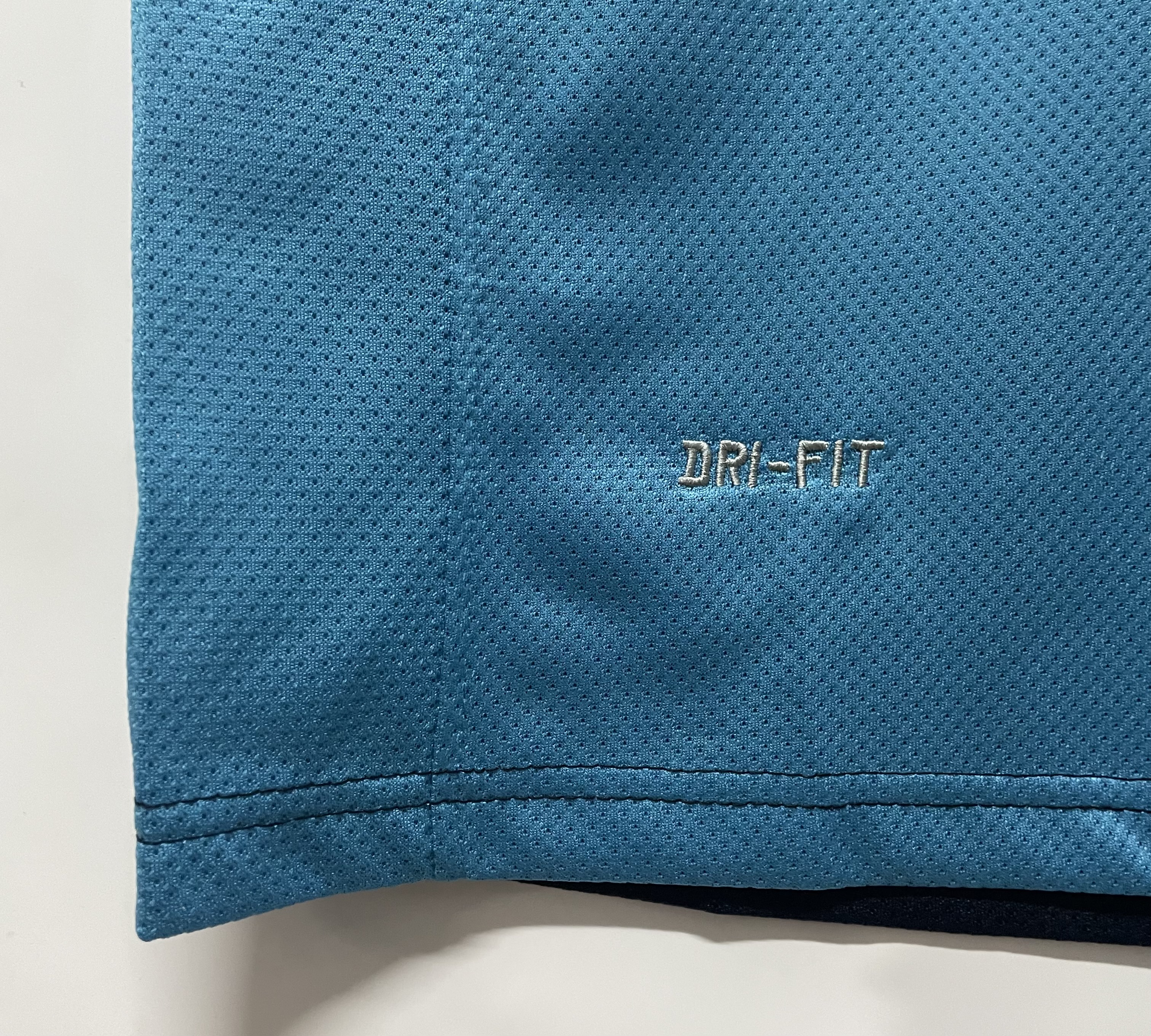 Arsenal  Away Retro Jersey 2011/12