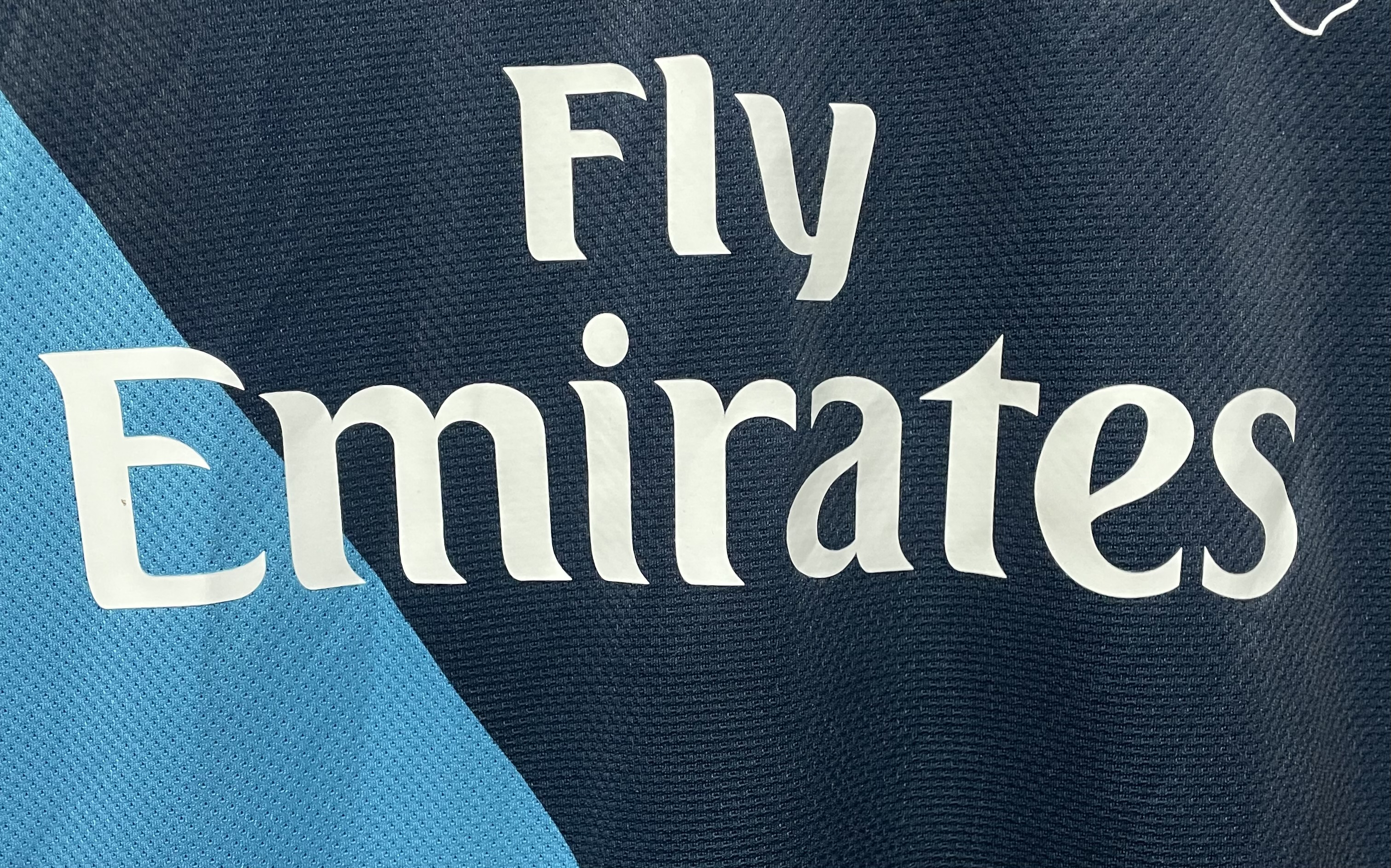 Arsenal  Away Retro Jersey 2011/12