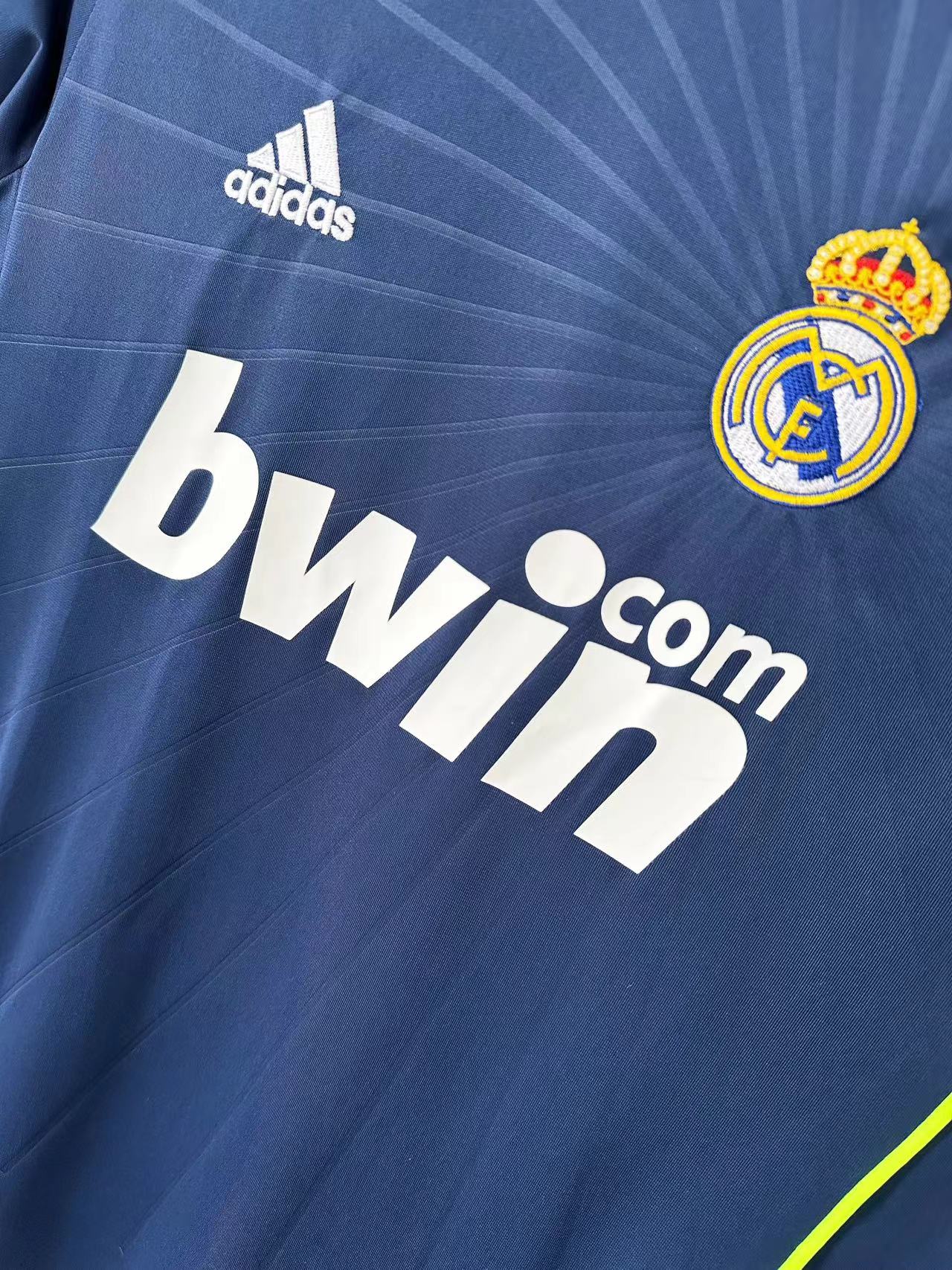 Real Madrid Away Jersey 2010/11