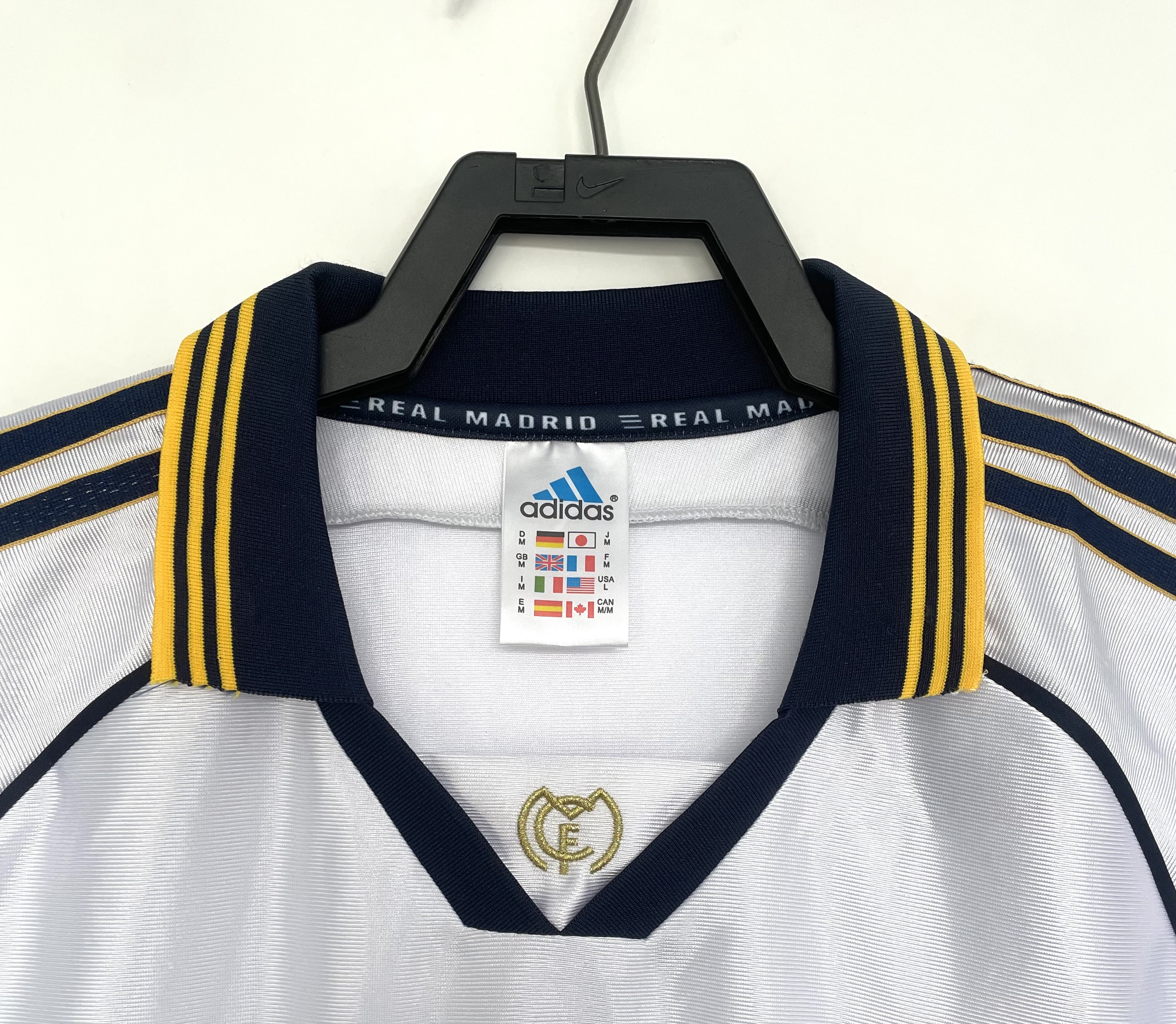 Real Madrid Home Retro Jersey 1999/00