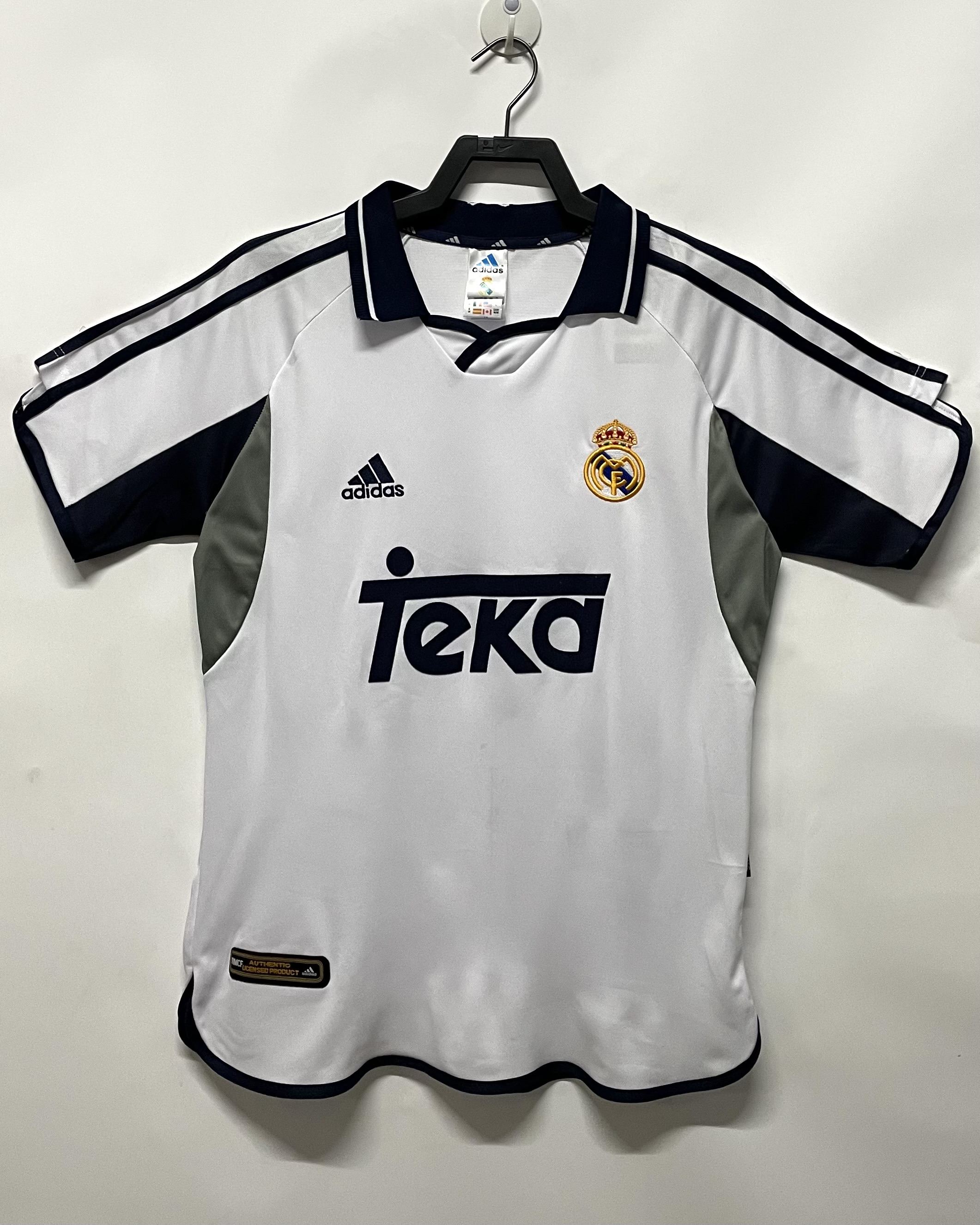 Real Madrid Home Retro Jersey 2000/01