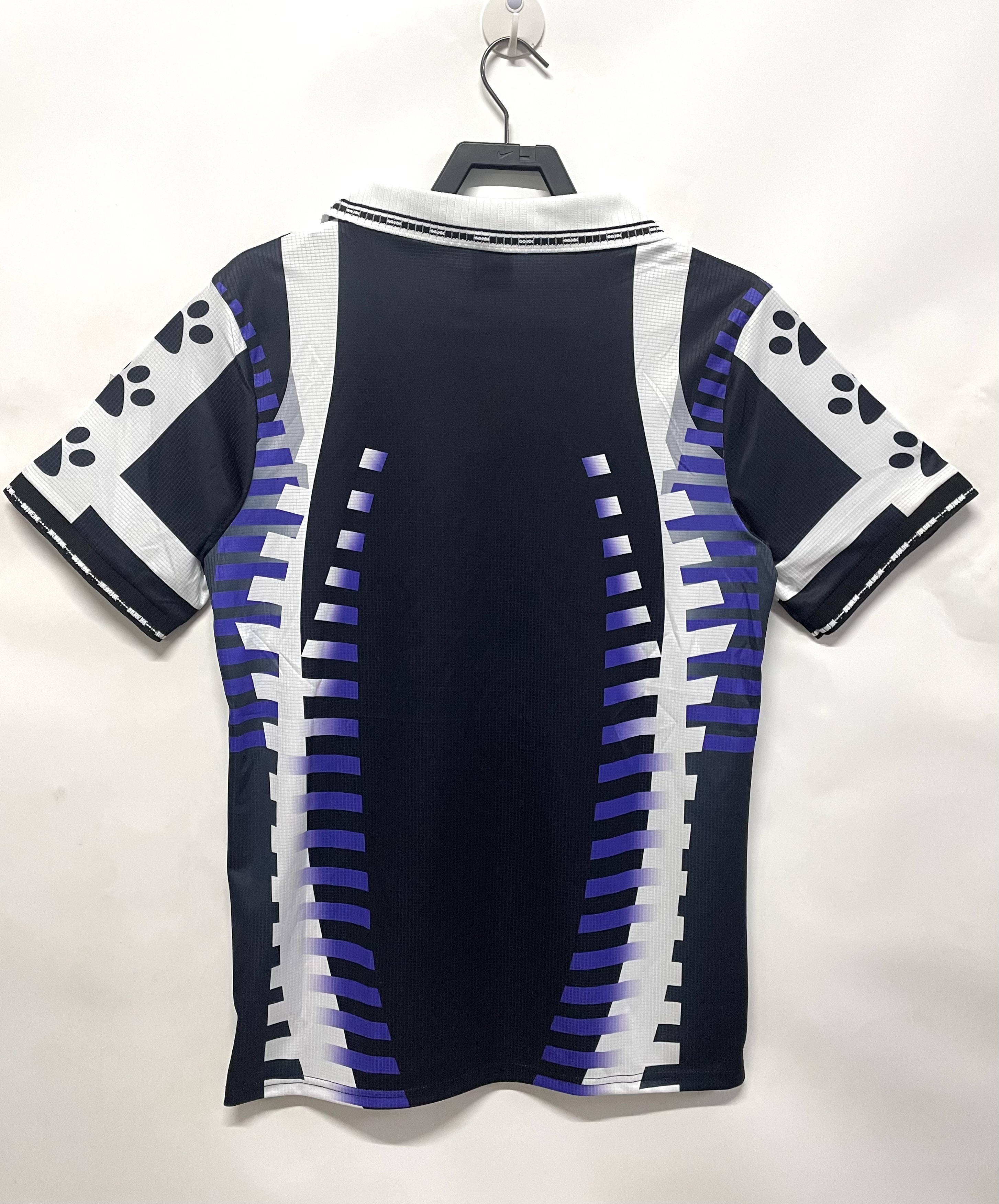 Real Madrid Away Retro Jersey 1997/98