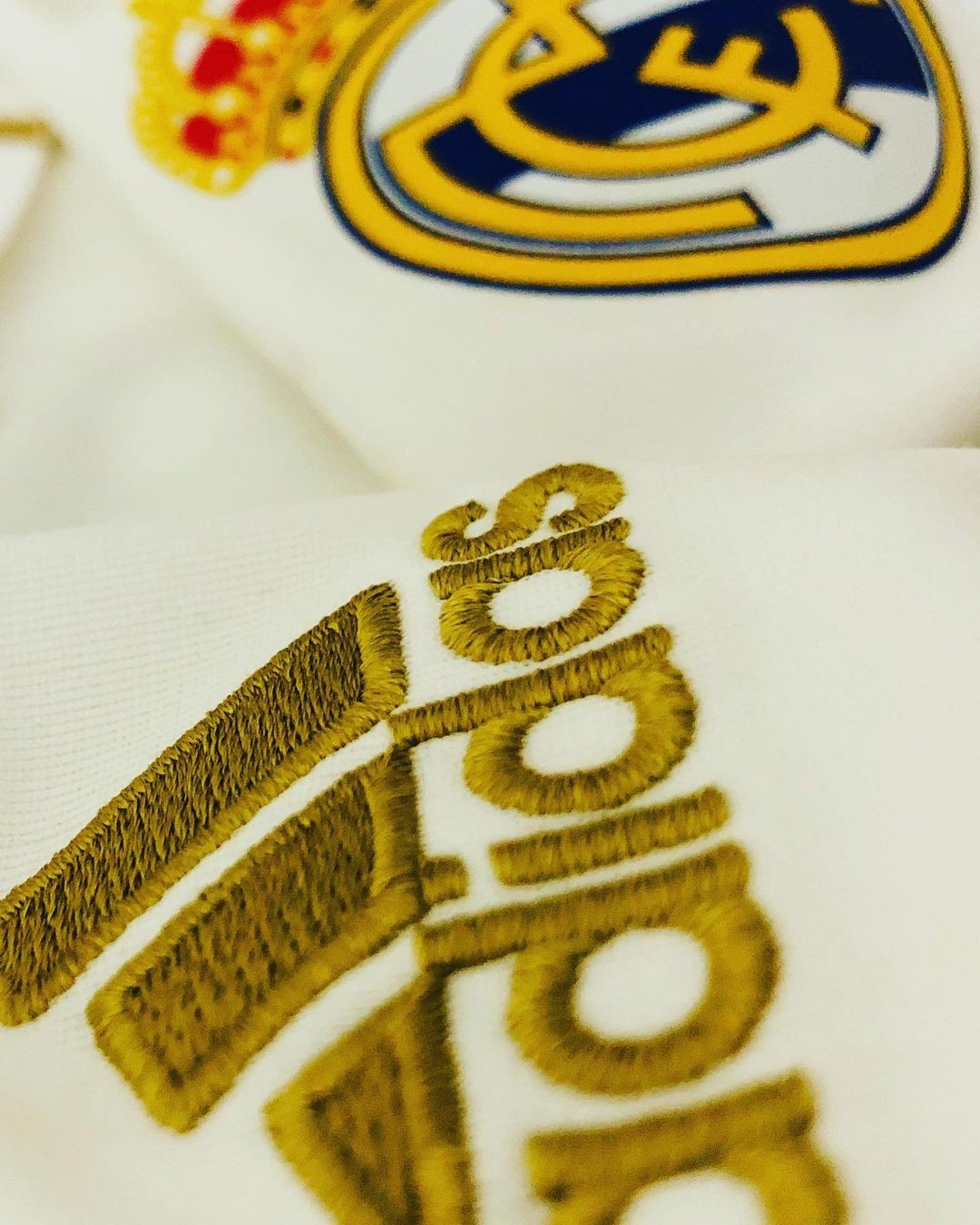 Real Madrid Home  Jersey 2011/12
