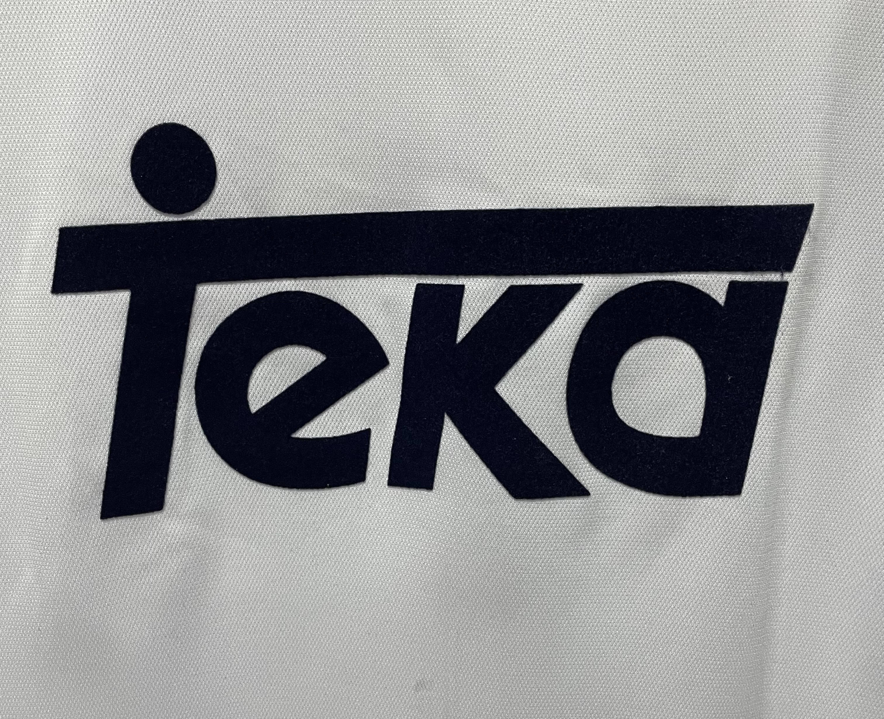 Real Madrid Home Retro Jersey 2000/01