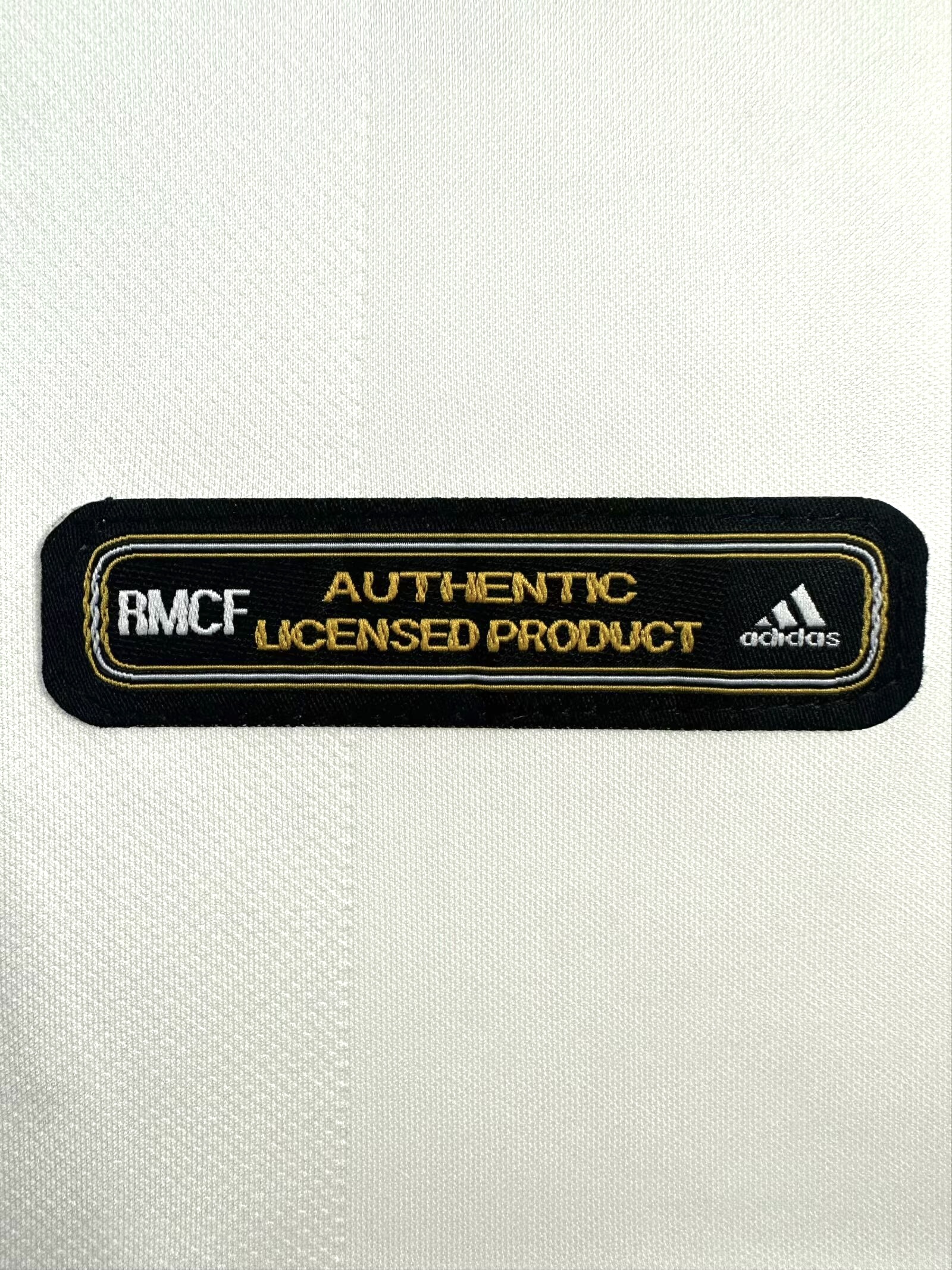 Real Madrid Home Retro Jersey 2001/02