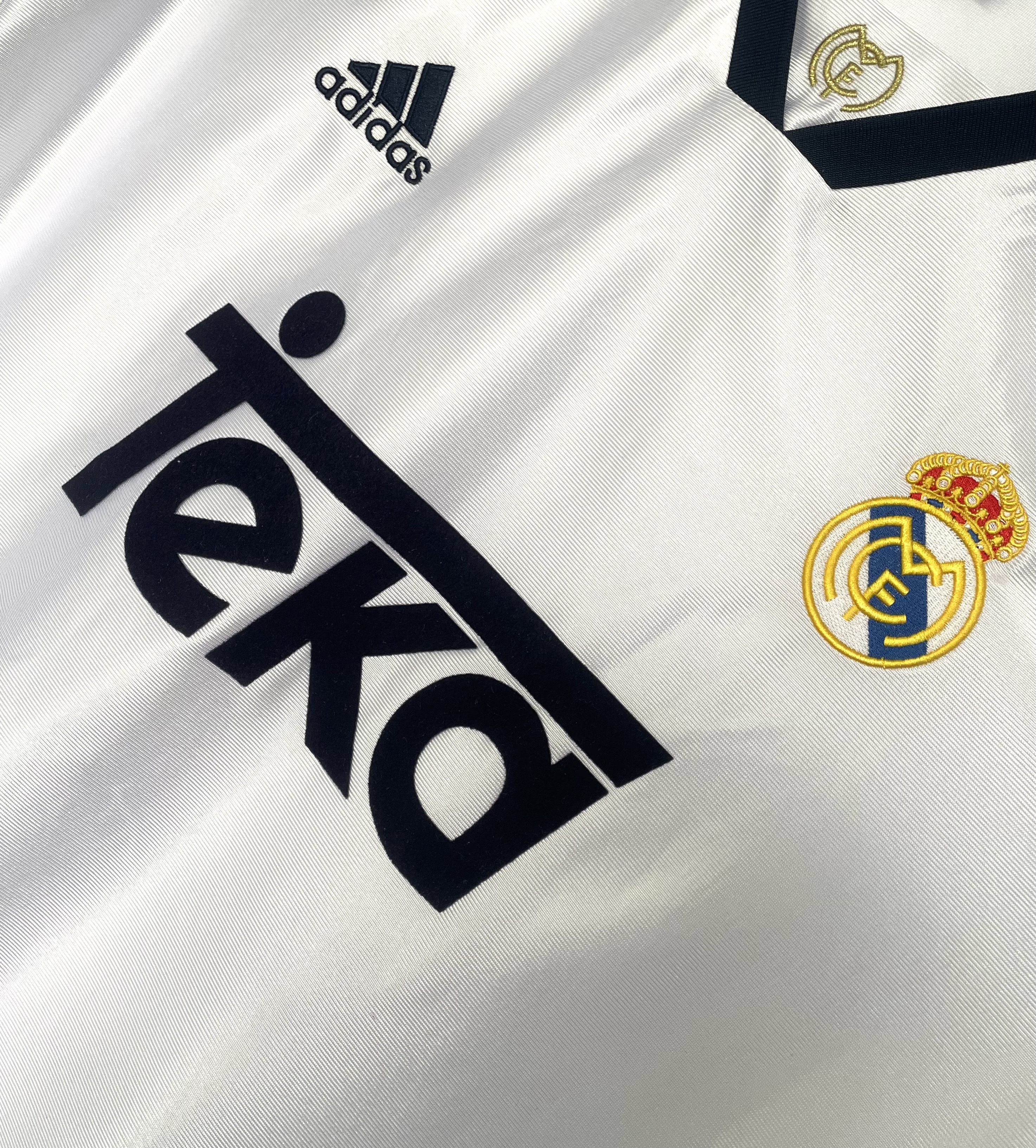 Real Madrid Home Retro Jersey 1999/00