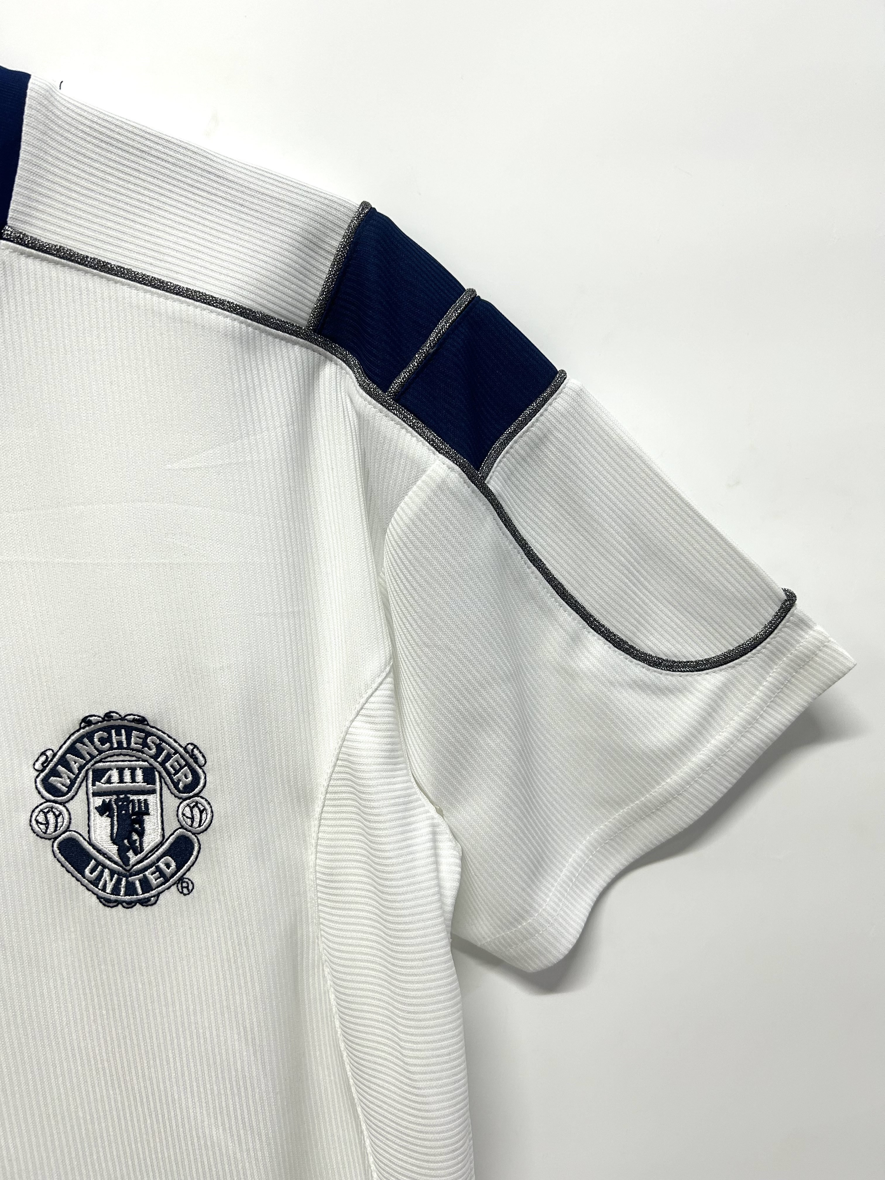 Manchester United  Away  Retro Jersey 2000/01
