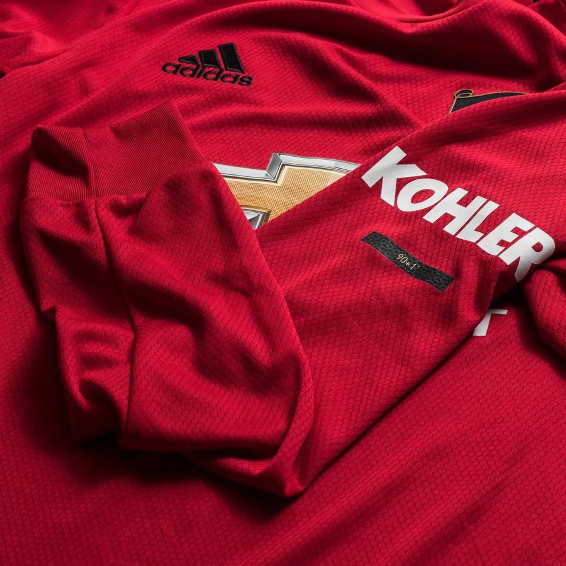Manchester United Home Retro  Long  Sleeves Jersey 2019/20