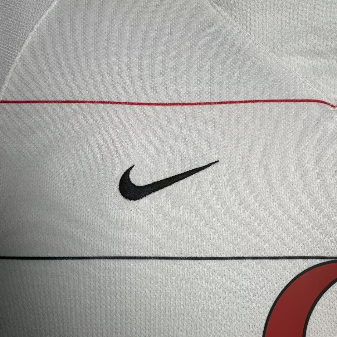 Manchester United Third Retro Jersey 2003/04