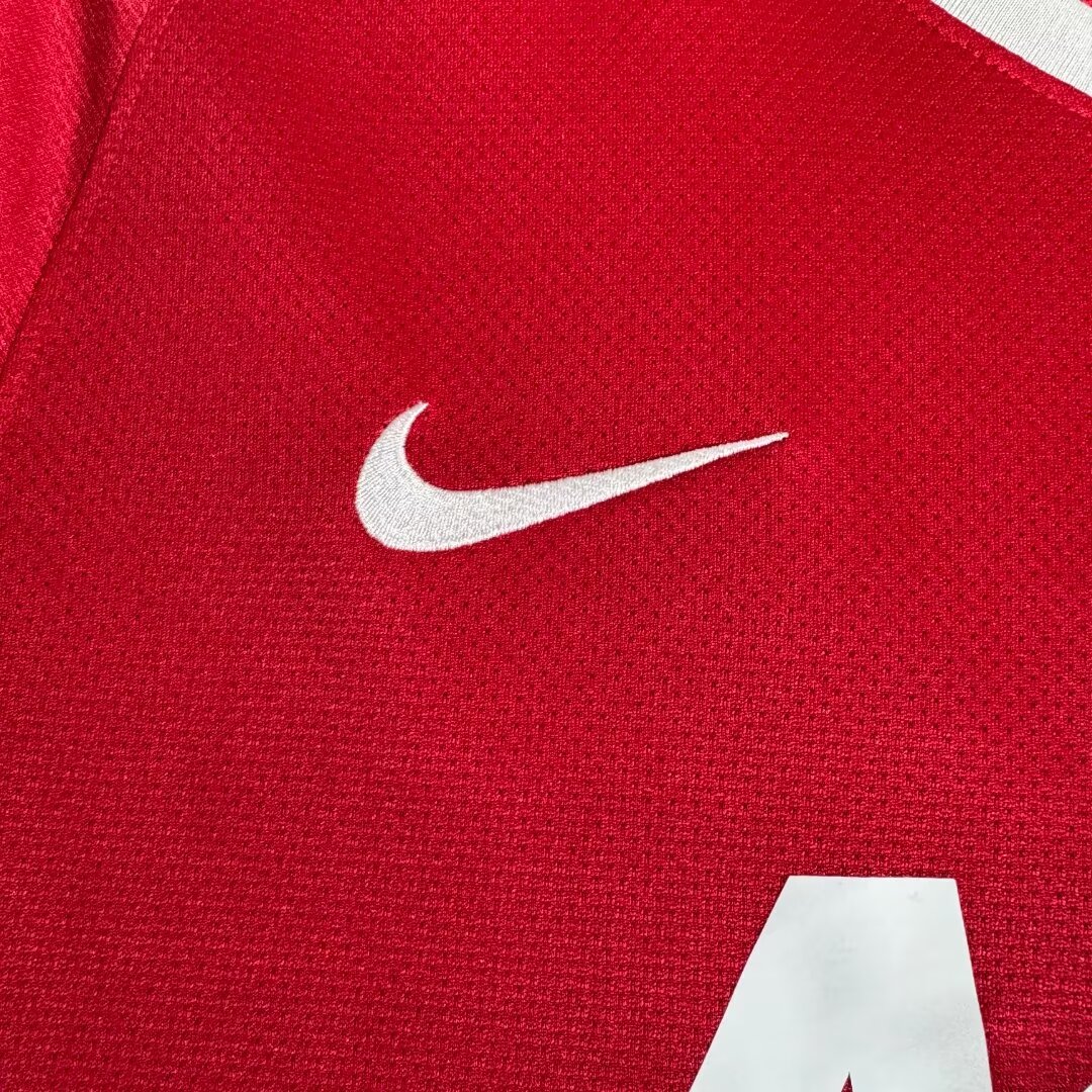 Manchester United Home Retro Jersey 2010/11