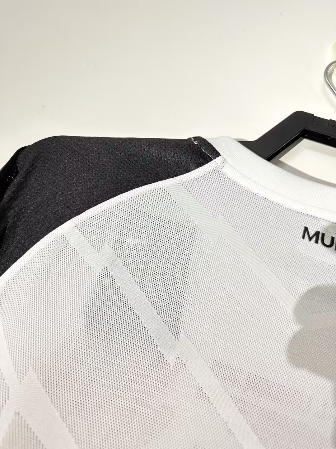 Manchester United Away Retro Jersey 2011/12- Champions League Final