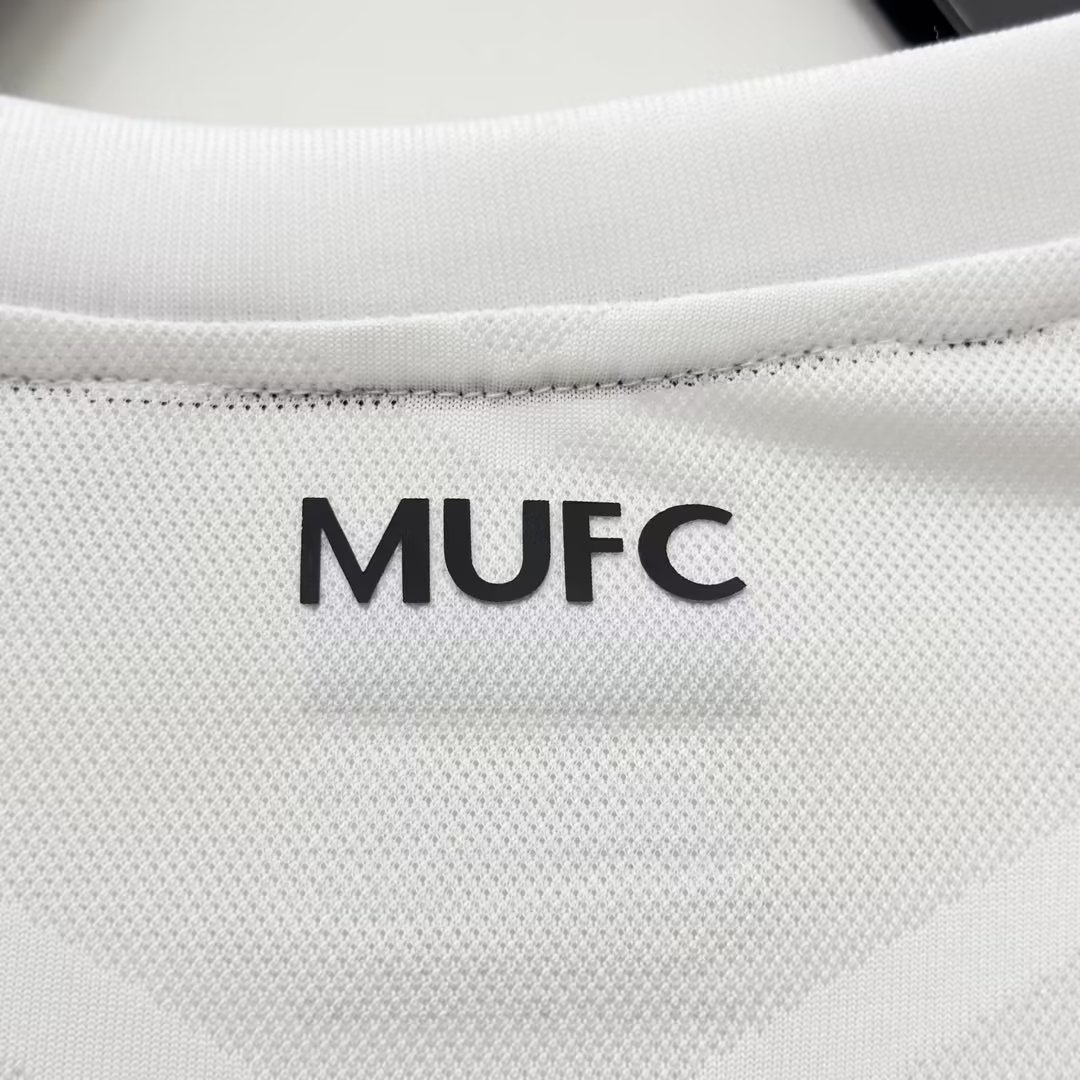 Manchester United Away Retro Jersey 2011/12- Champions League Final