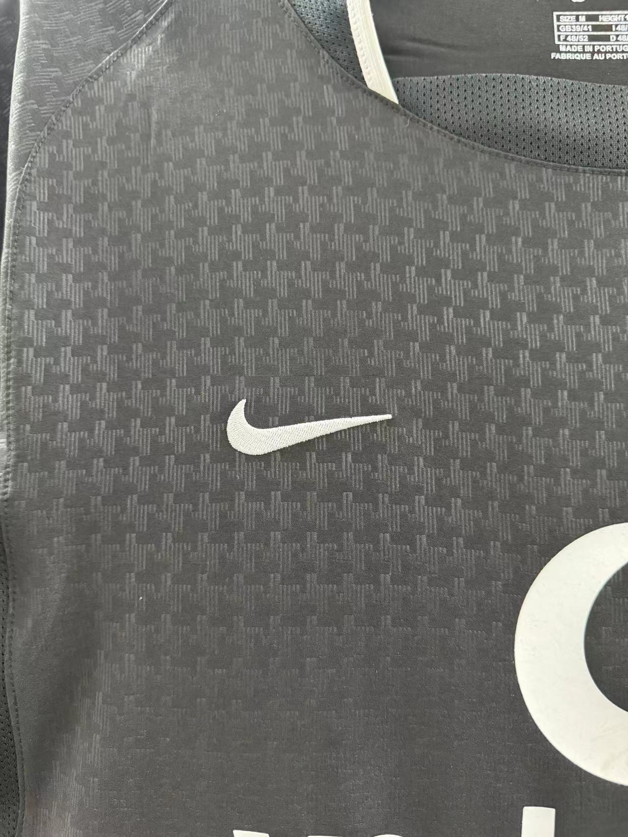 Manchester United Away  Retro Jersey 2003/04