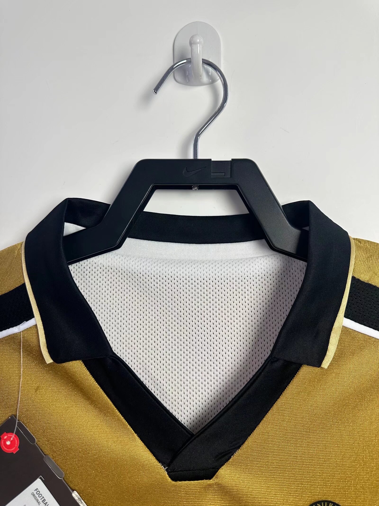 Manchester United   Away Reversible Retro Jersey 2001/02