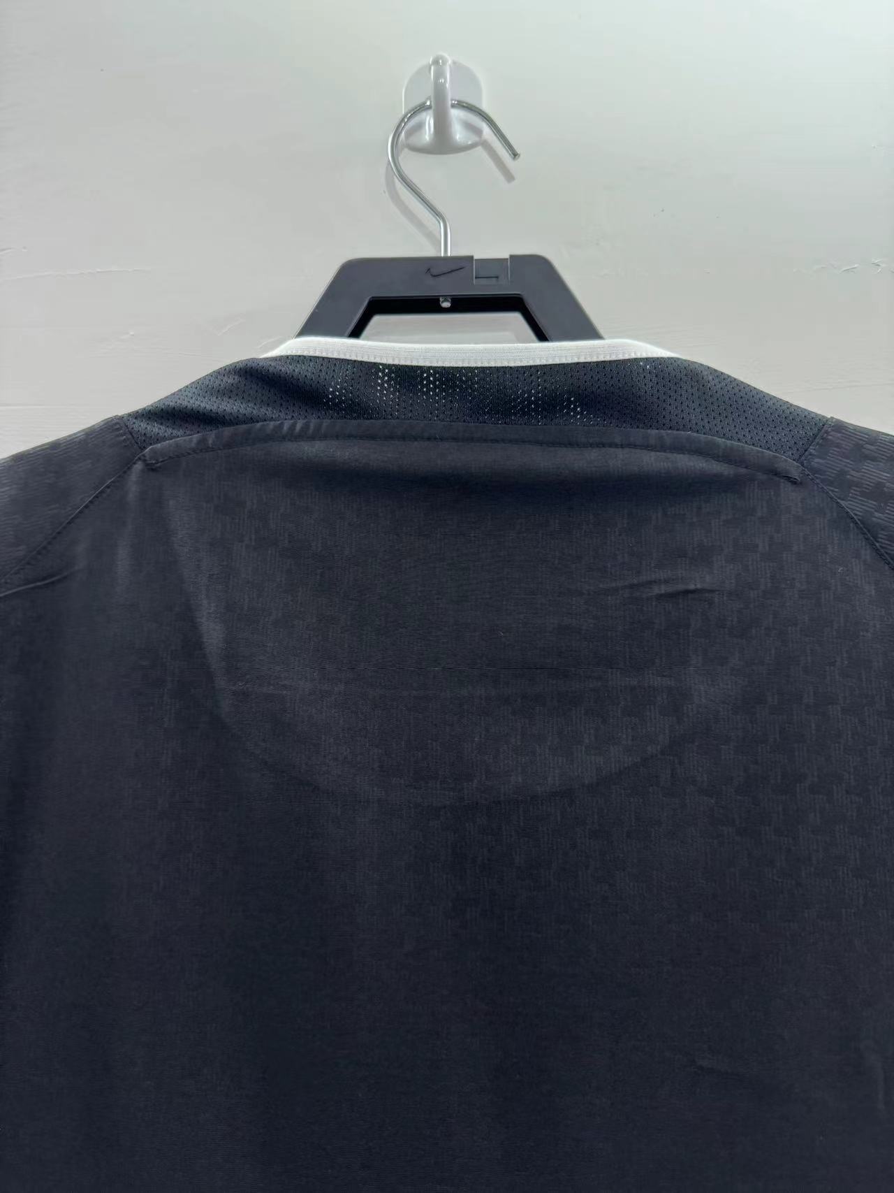 Manchester United Away  Retro Jersey 2003/04