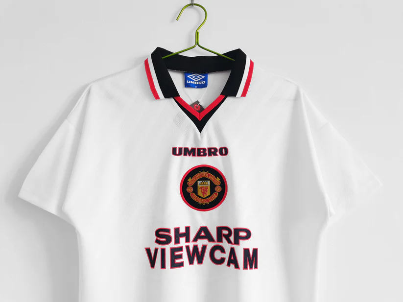 Manchester United  Away Retro Jersey 1996/97
