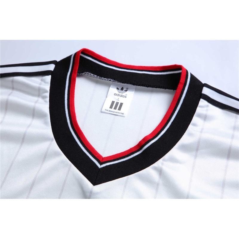 Manchester United  Away Retro Jersey 1983/84