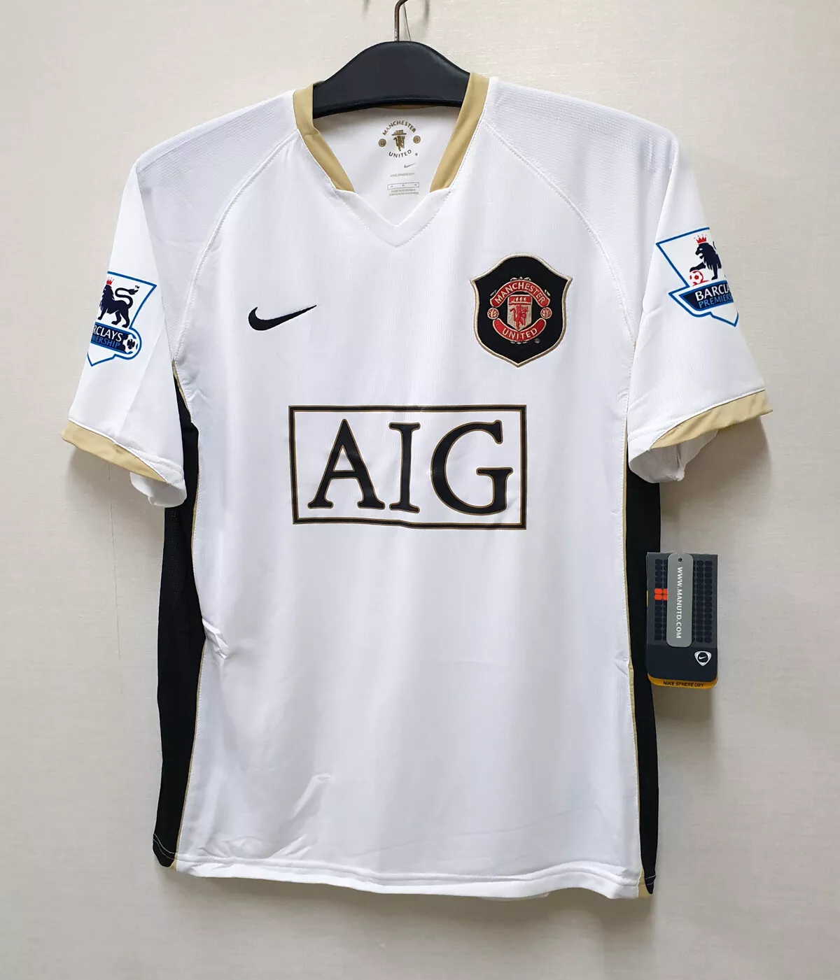 Manchester United  Away Retro Jersey 2006/07