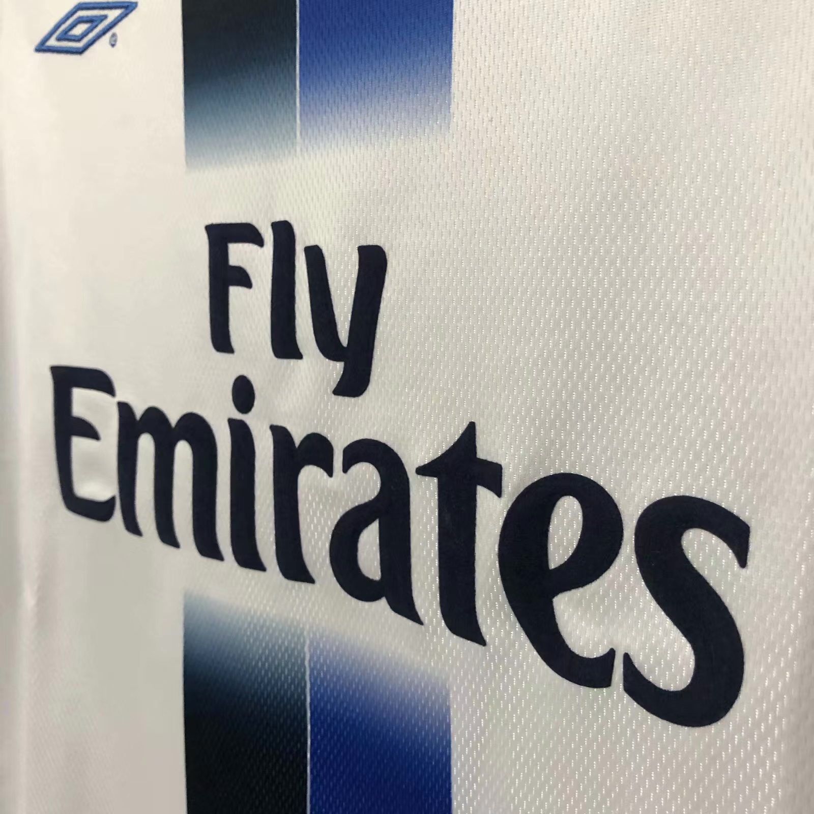 Chelsea Away Retro Jersey 2003/04