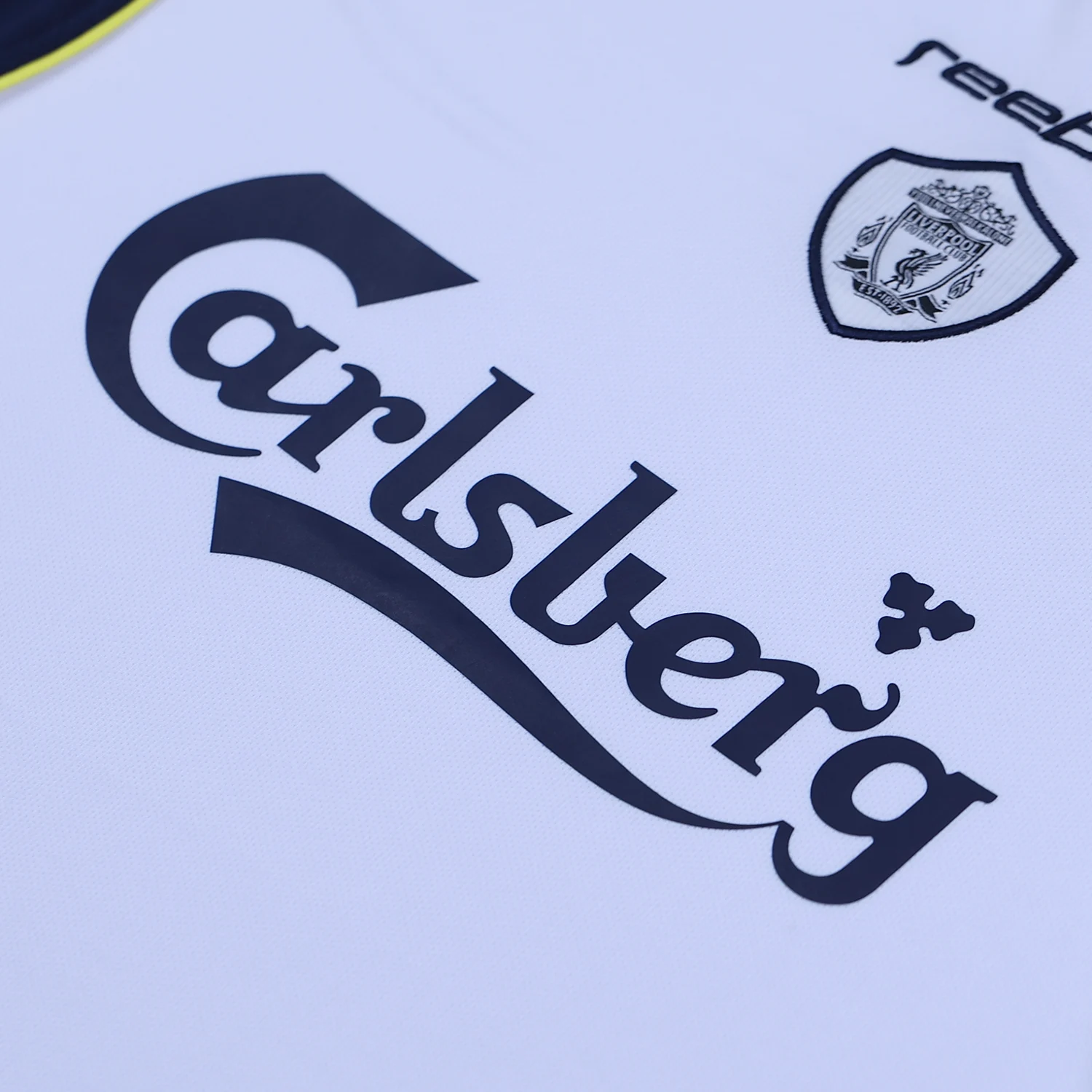 Liverpool Away Retro Jersey 2001/02