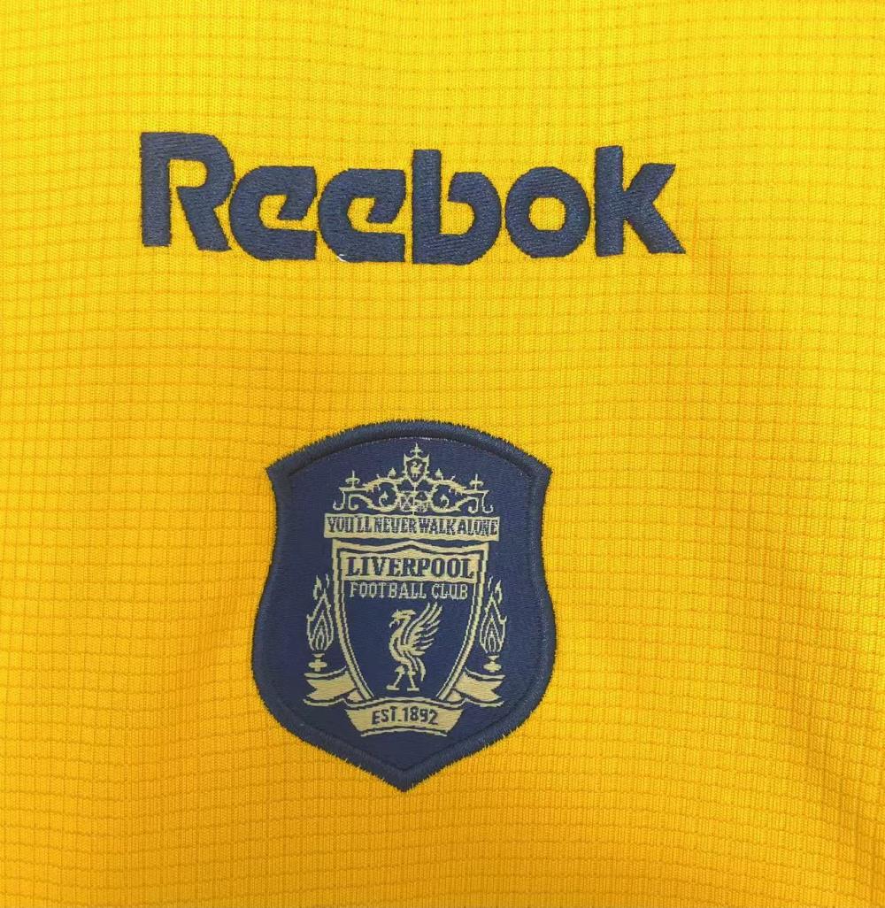 Liverpool Third Retro Jersey 2000/01