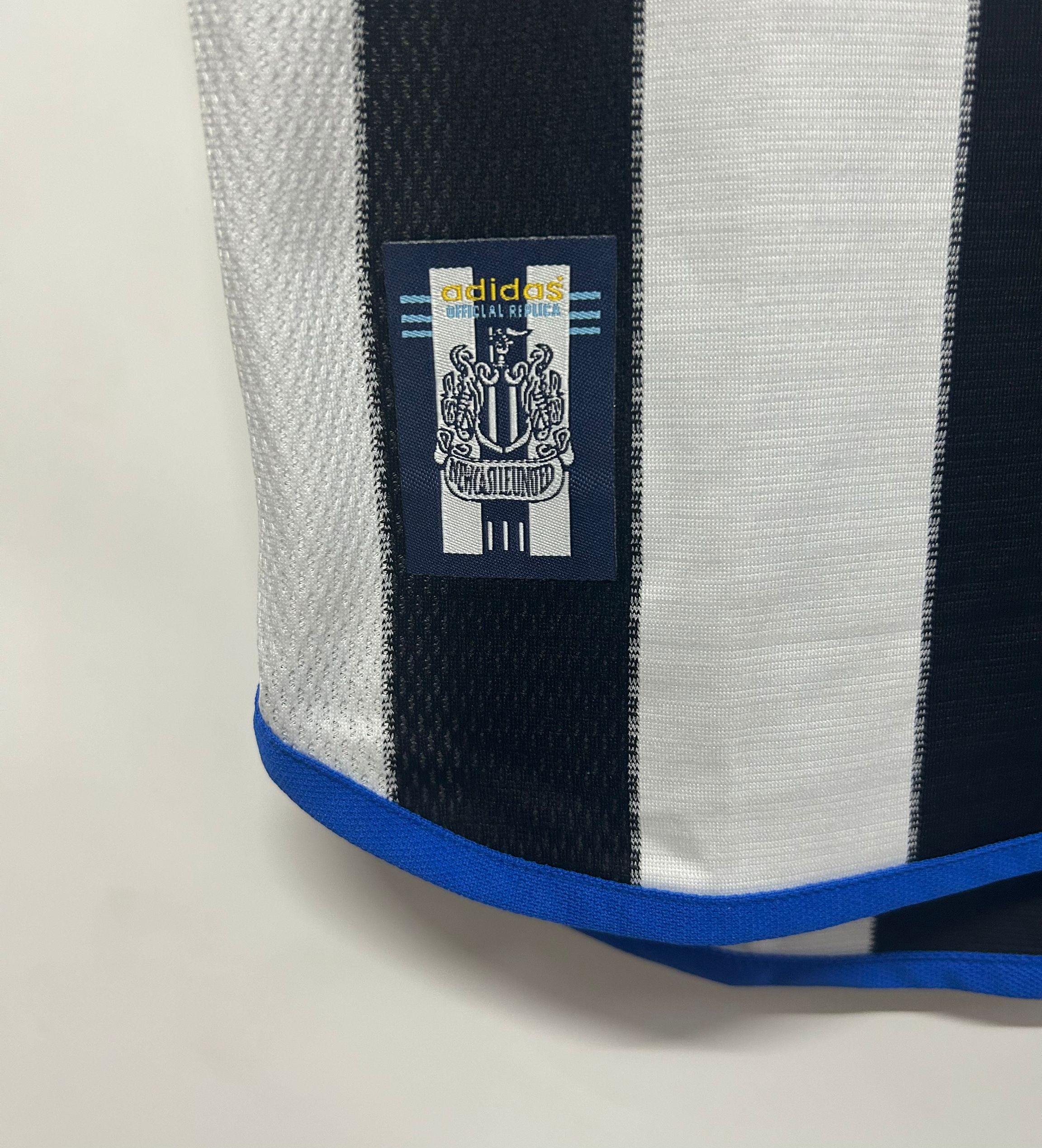 Newcastle United Home Retro Jersey 1999/00