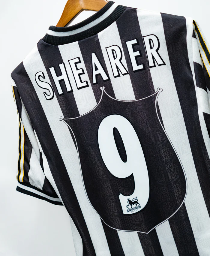 Newcastle United Home Retro Jersey 1997/99