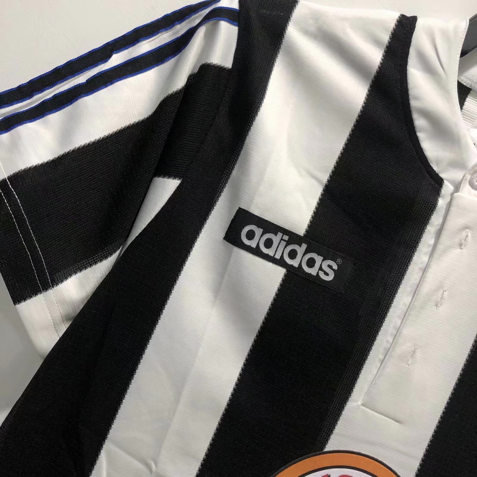 Newcastle United Home Retro Jersey 1995/97