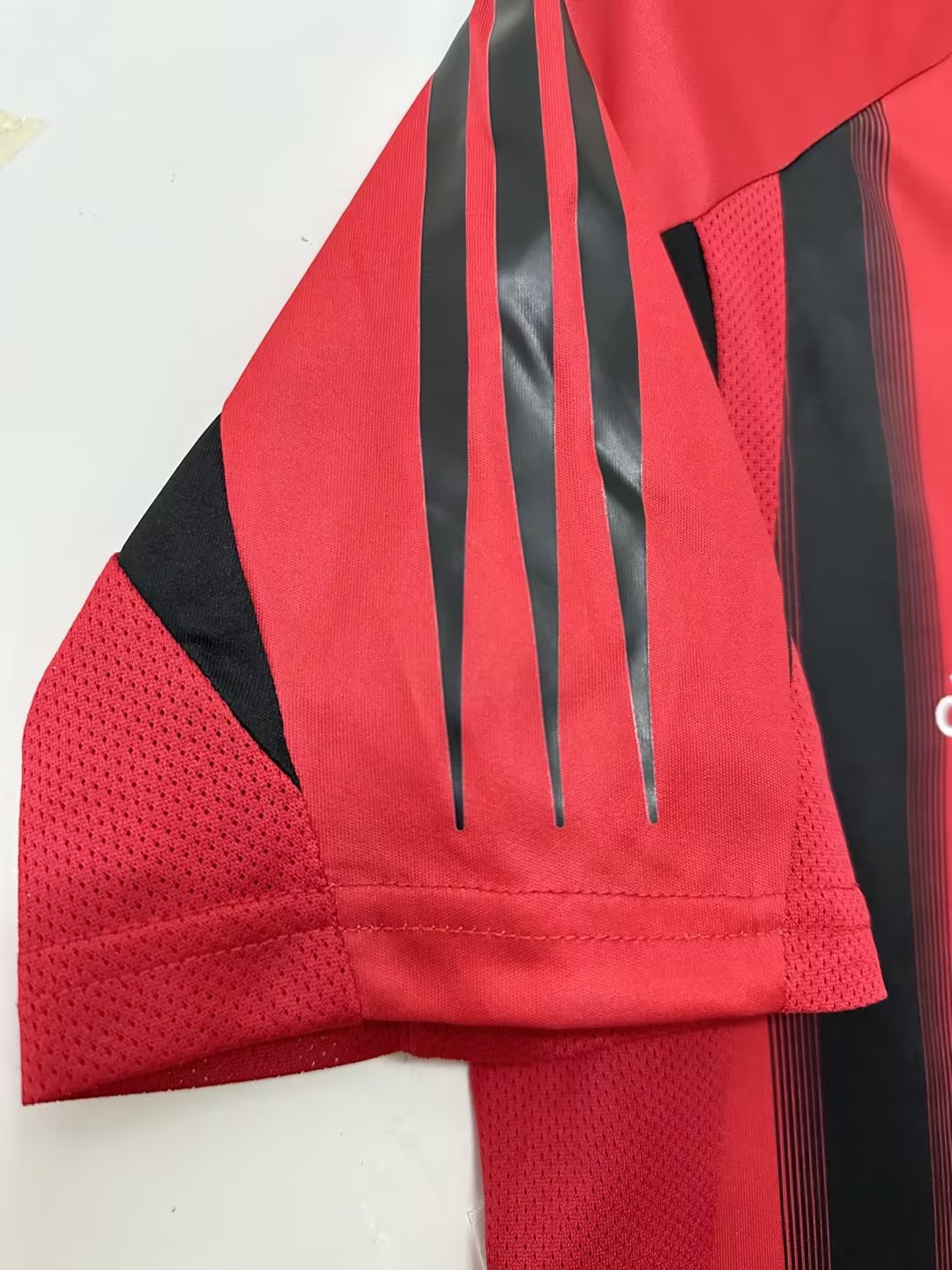 AC Milan Home Retro Jersey 2004/05