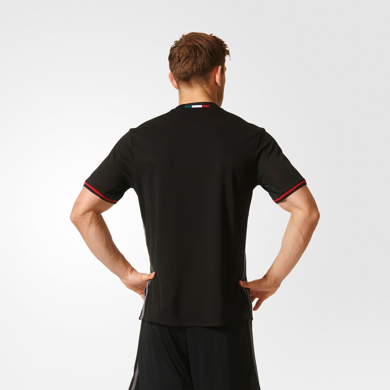 AC Milan Home  Retro Jersey 2016/17