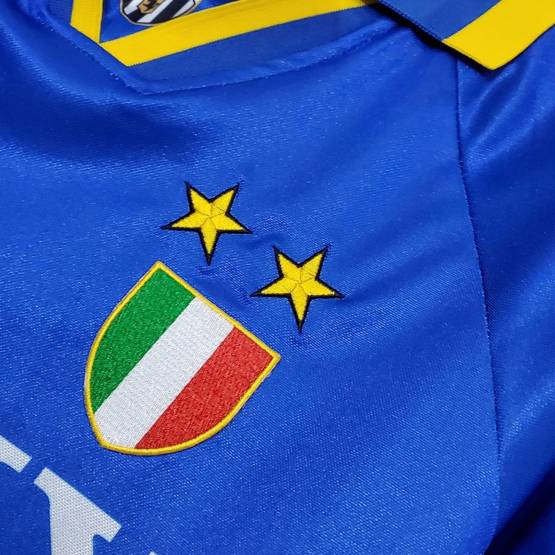 Juventus Away Retro Jersey 1995/96