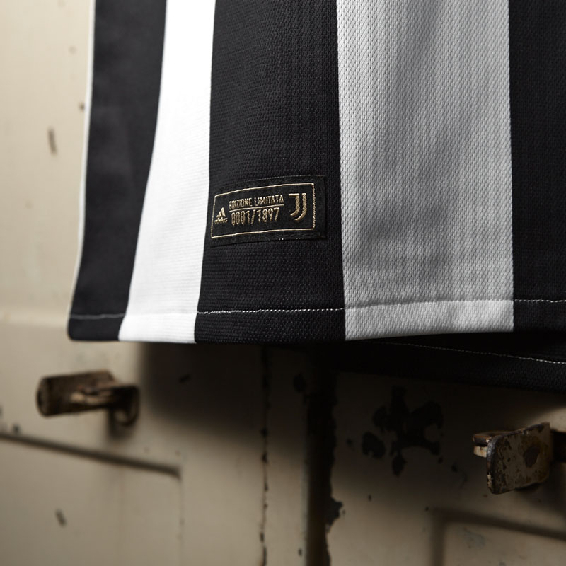 Juventus 120 Year Anniversary Retro Jersey