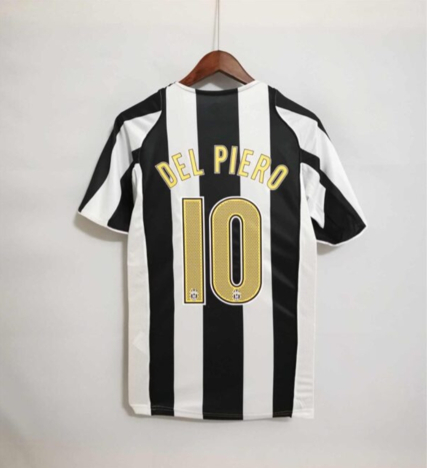 Juventus Home Retro Jersey 2004/05
