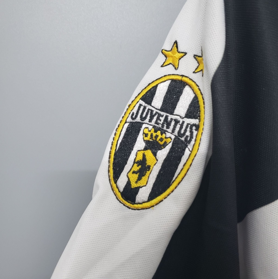 Juventus Home Retro Jersey 1997/98