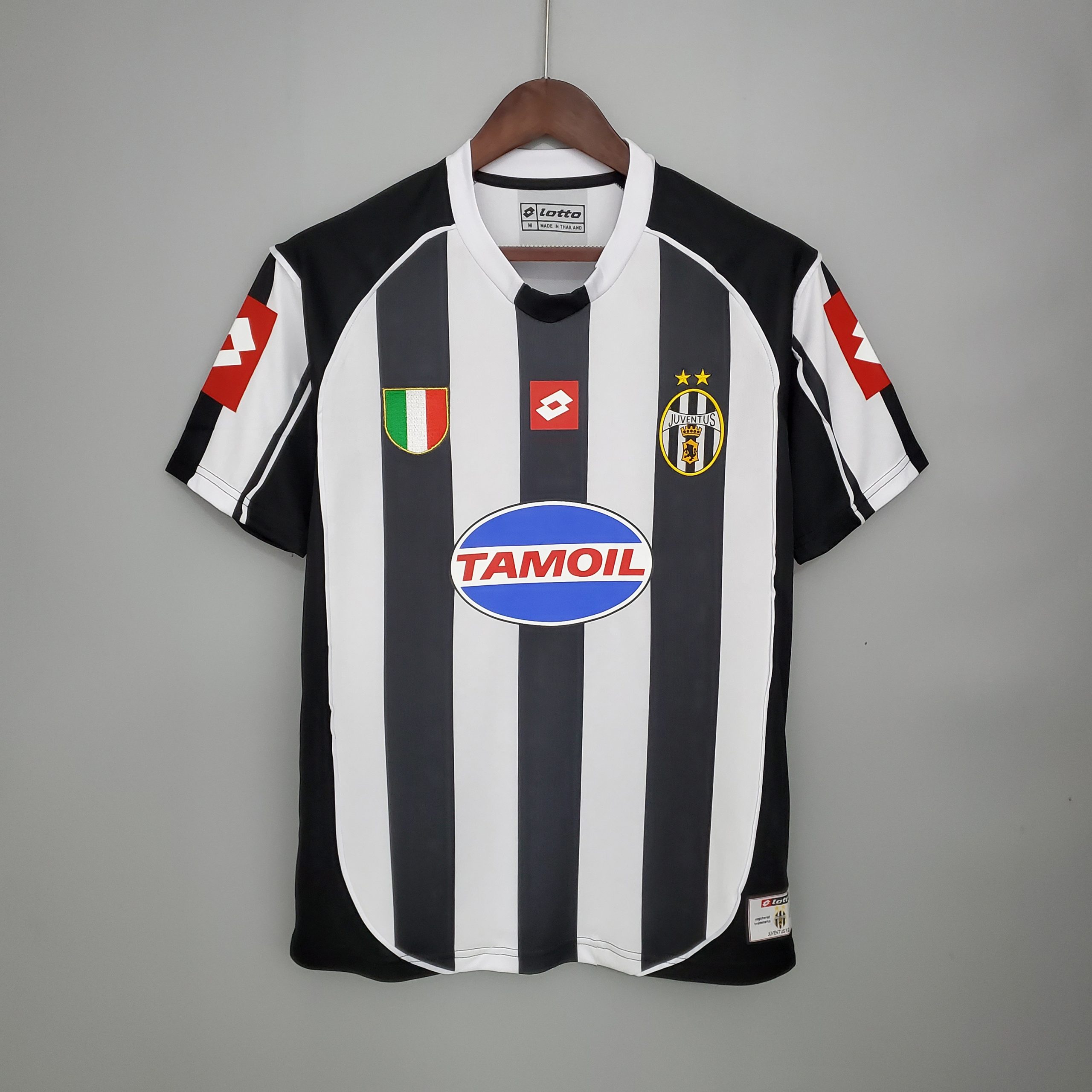 Juventus Home Retro Jersey 2002/03