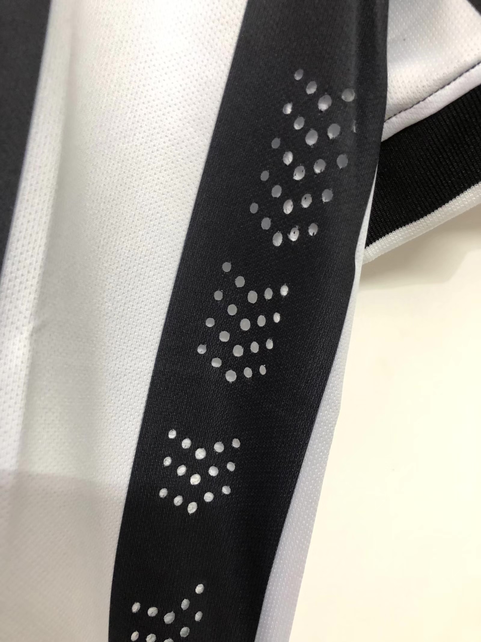 Juventus Home Retro Jersey 2014/15