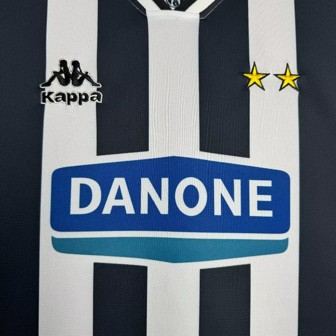 Juventus Home Retro Jersey 1994/95
