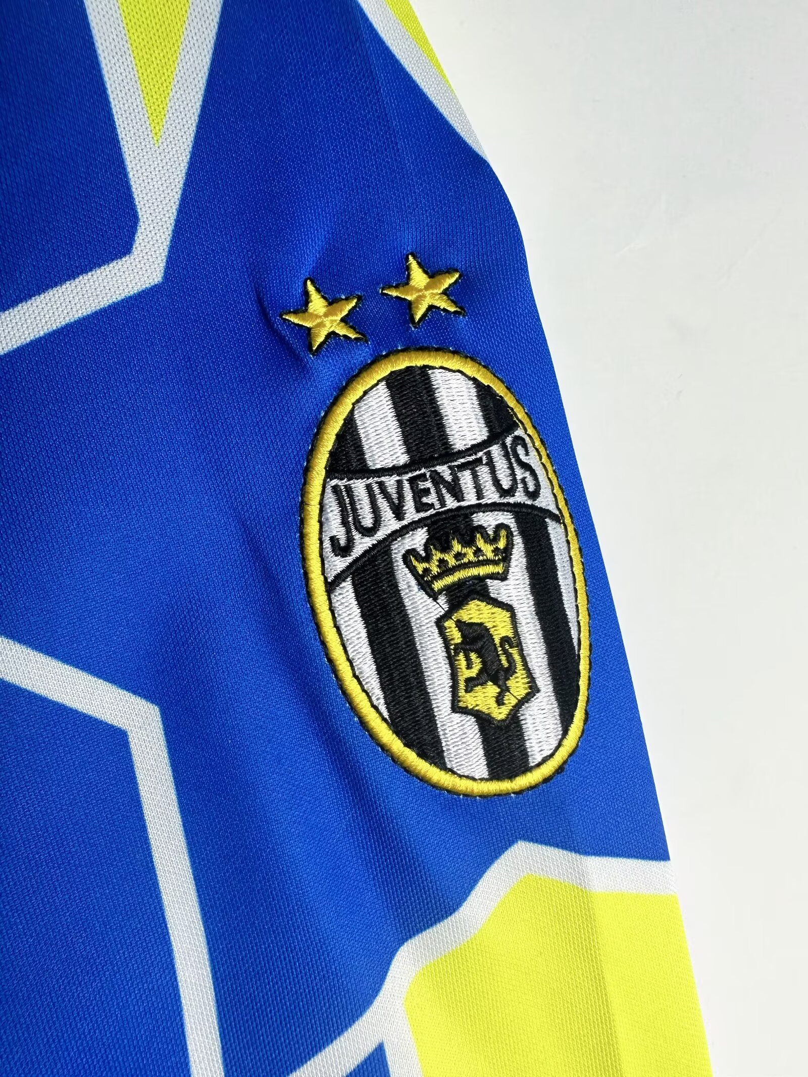 Juventus Away Retro Jersey 1997/99