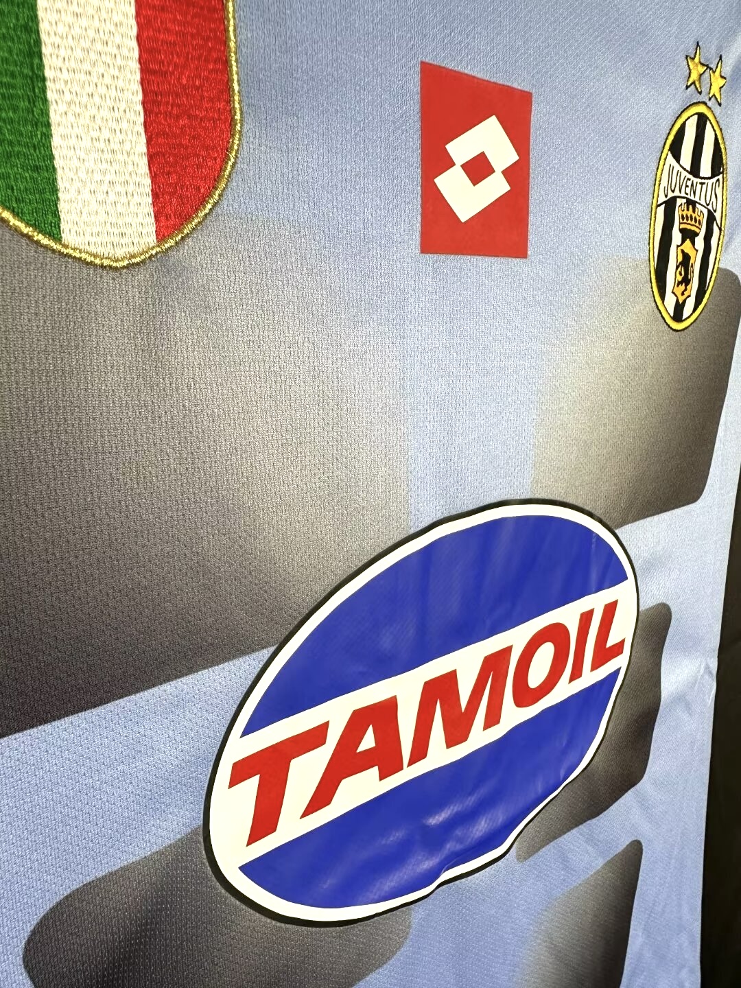 Juventus Goalkeeper Retro Jersey 2002/03