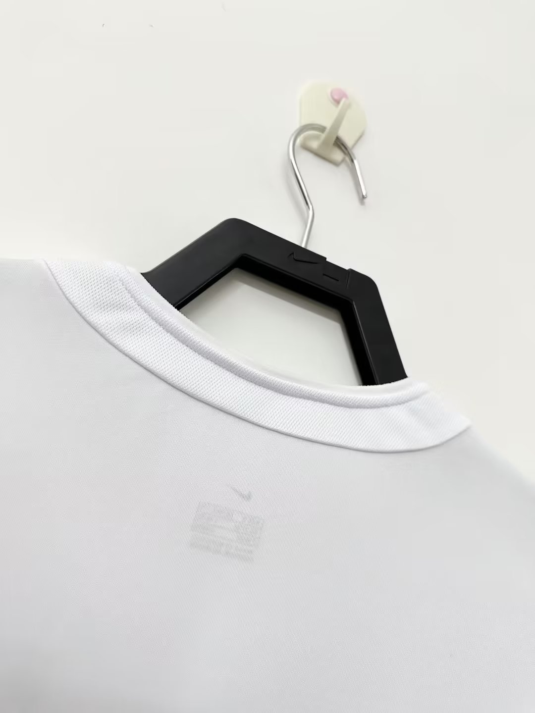 Paris Saint-Germain Away Retro Jersey  2002/03