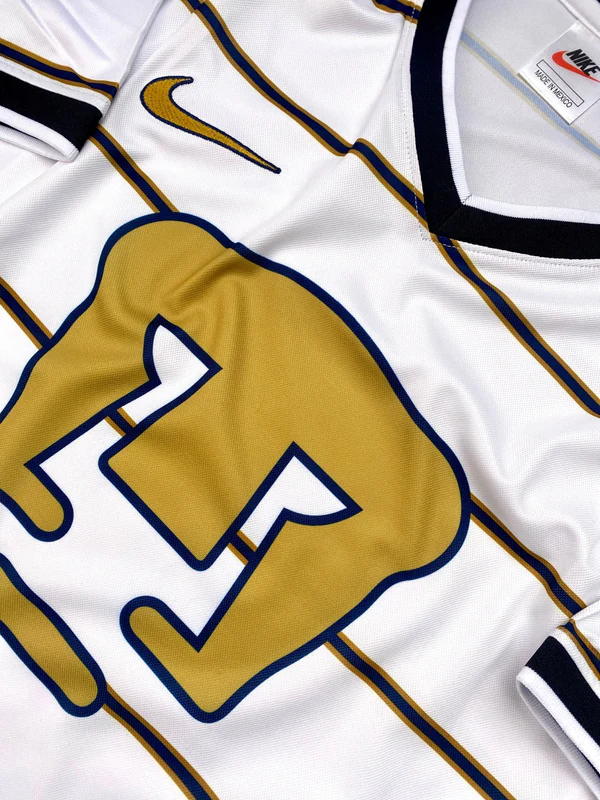 Pumas UNAM Away  Retro Jersey   1997/98